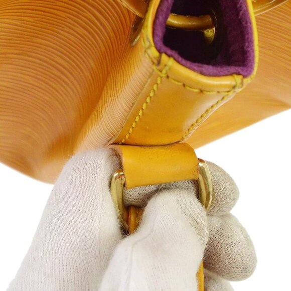 167302BM (L4) Louis Vuitton Shoulder Bag Yellow Epi Leather - Picture 6 of 10